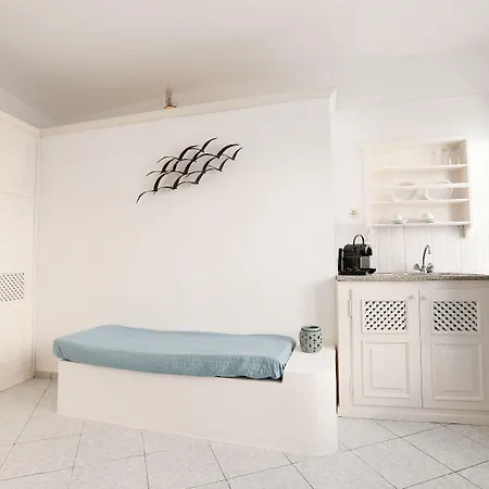 Ilioperato Hotel Imerovigli (Santorini)