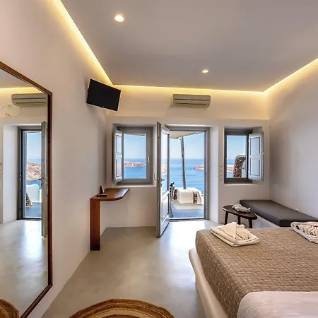 Ilioperato Hotel 4*