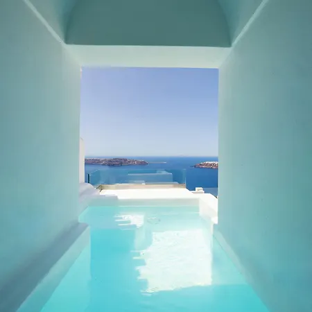 Ilioperato Hotel 4*