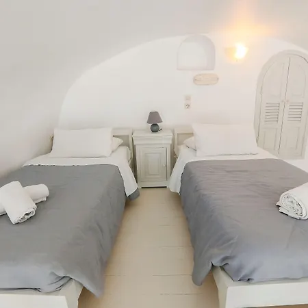 מלון Ilioperato 4*