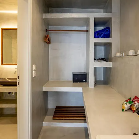Ilioperato Hotel 4*