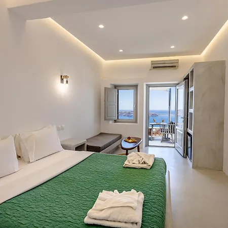 Ilioperato Hotel 4*