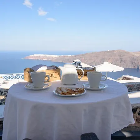 Ilioperato Hotel 4*